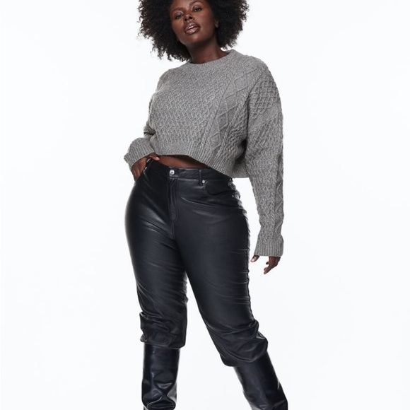 NWT H&M Cable Knit Sweater - Picture 3 of 9